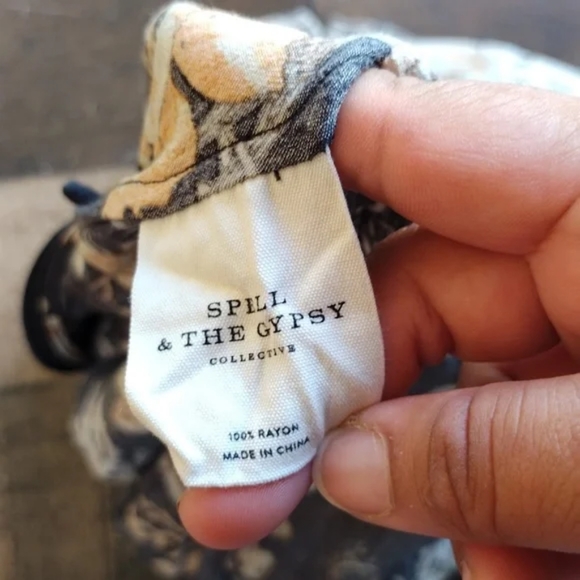 Small spell and the gypsy collective coal rosa cropped pants birds floral - Picture 7 of 9